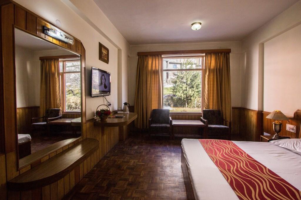 Khushboo Resorts Hotel Manali (Himachal Pradesh)